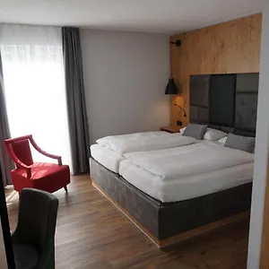 Hotel Gruener Baum, Kaufbeuren