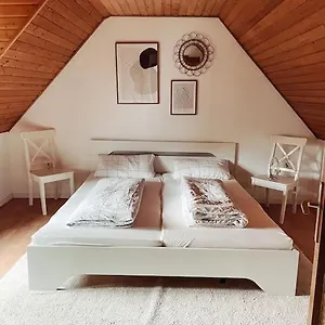 Apartment *top*+allgaeu*familie*netflix*mit Garten & *ps4*, Kaufbeuren
